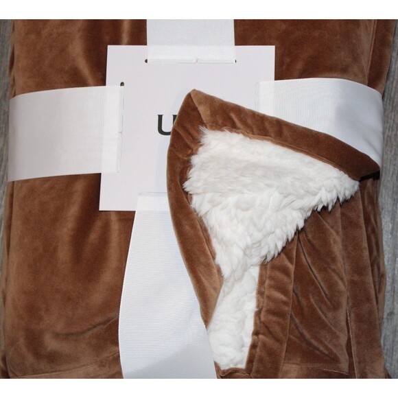 UGG Dasha Reversible Shearling Lined 50" x 70" Throw Blanket CHESTNUT BROWN NEW! - Picture 2 of 4